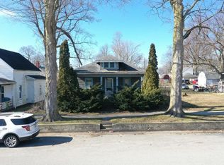 919 N Center St, Plymouth, IN