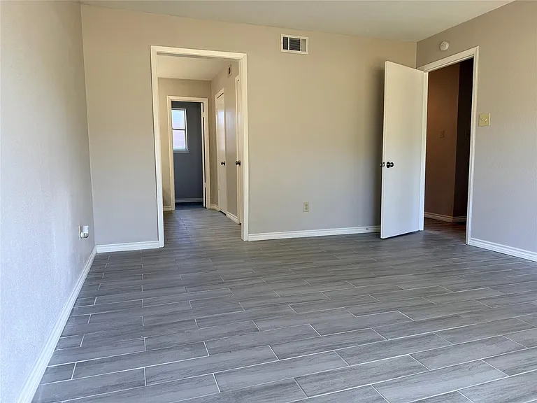 1607 Chestnut Ridge Rd — Photo 15