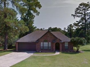 310 Edwards Dr, Magnolia, TX 77354