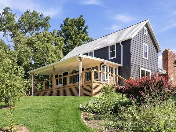 2nd image of 2252 Riceville Rd #1