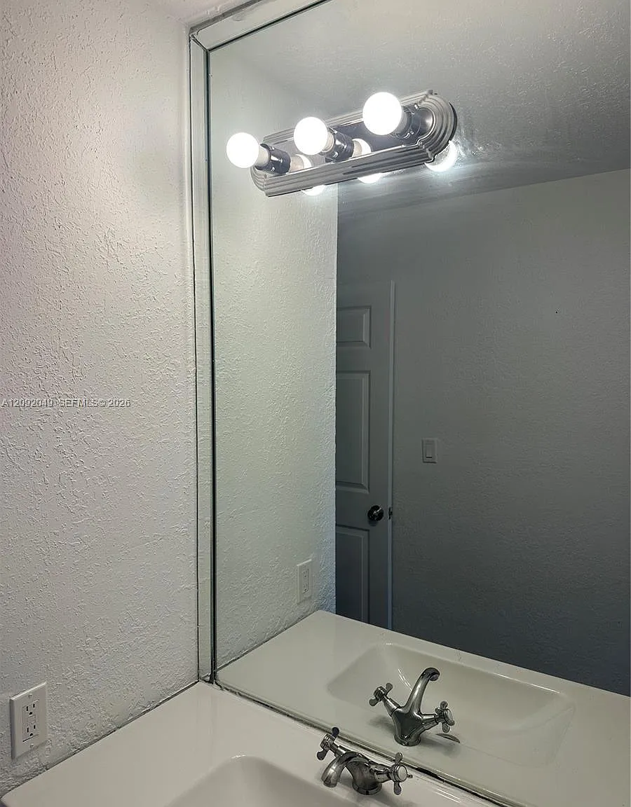 Verano At Miramar Condo — Photo 4