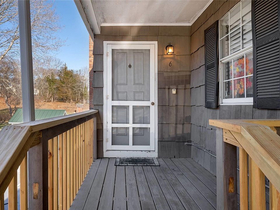 40 Canoe Place Rd Hampton Bays, NY, 11946 Apartments for Rent Zillow