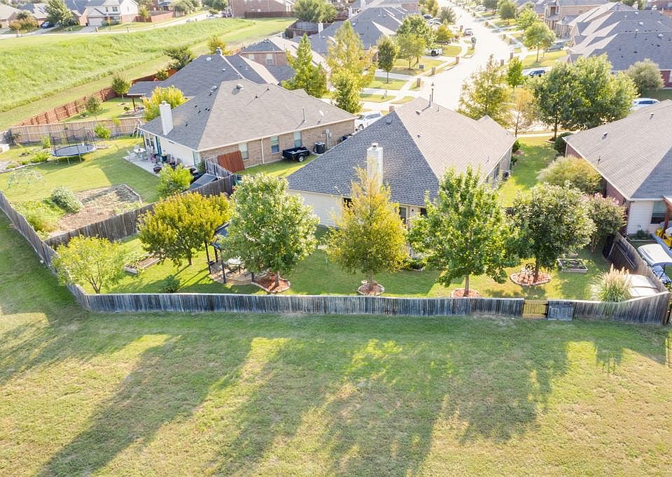 1st image of 5304 Bear Valley Dr