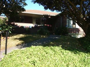 3715 39th Ave SW, Seattle, WA 98116