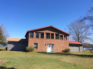 2005 Waters Edge Dr, Summerton, SC 29148