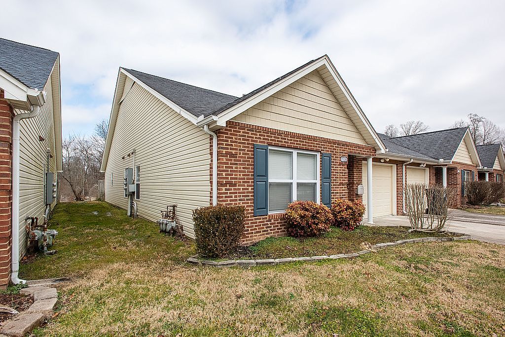 5339 Avery Woods Ln, Knoxville, TN 37921 Zillow