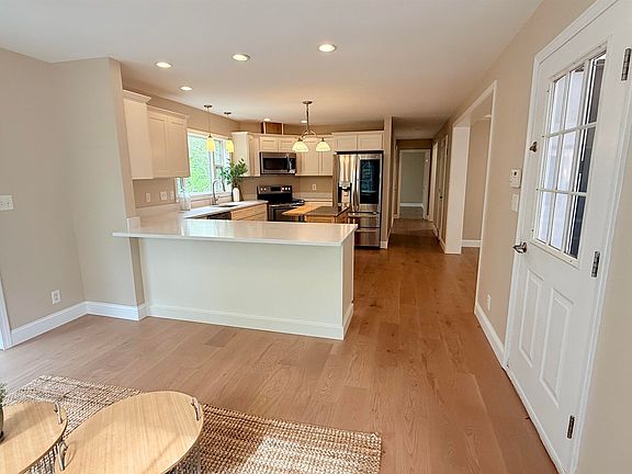 2nd image of 249 Cooper Hill Road