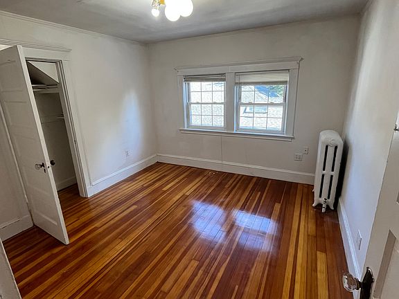 5th image of 14 Hammondswood Rd #2