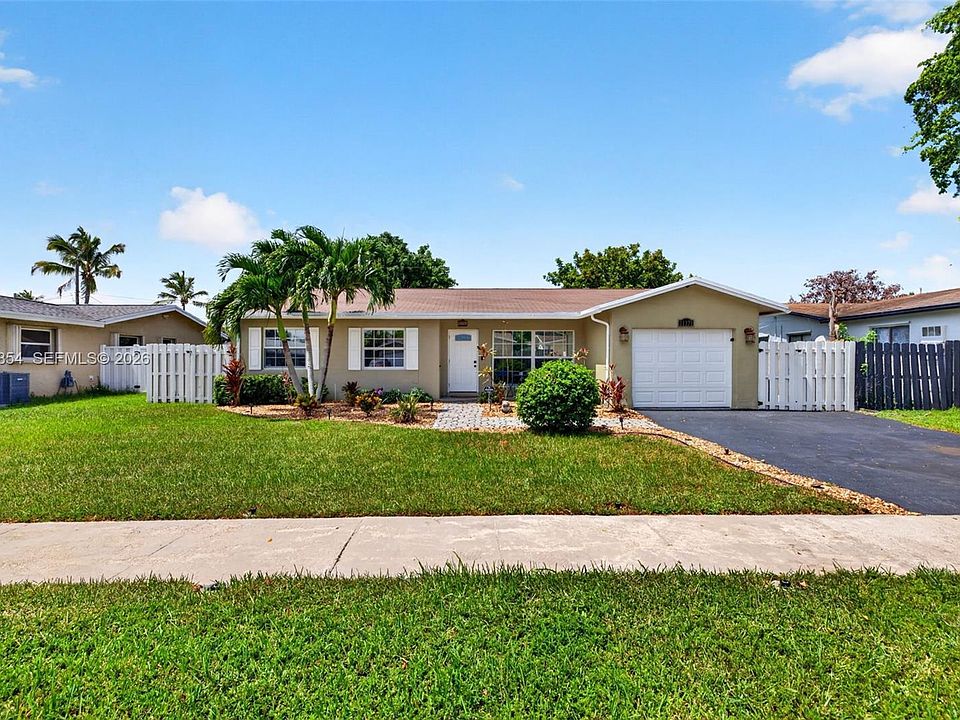 1st image of 11371 NW 37th Pl