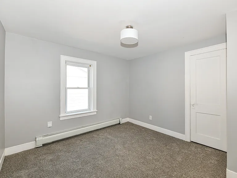 8915 W Adler St #LOWER — Photo 11