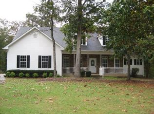 706 Michael Dr, Winder, GA