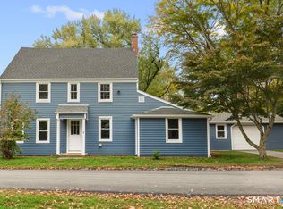 6 Lee Ave, Norwich, CT 06360