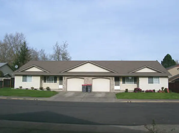 1519 SW Harbor Dr, McMinnville, OR 97128