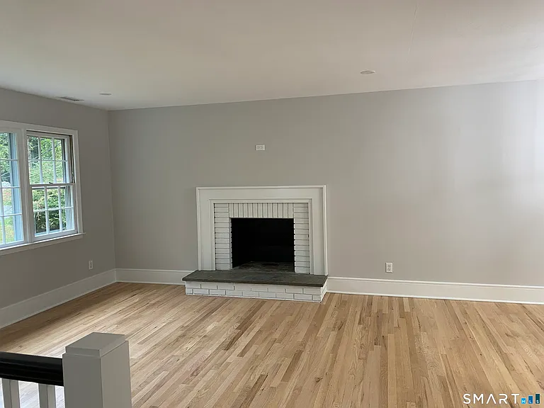 65 Cherry Ln — Photo 3