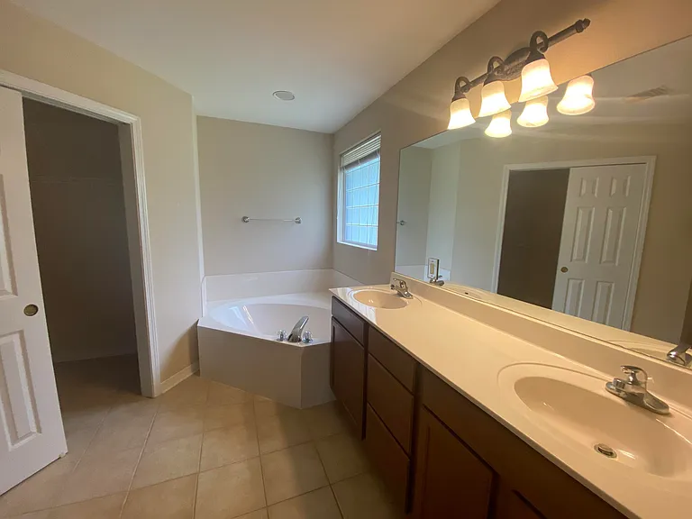 2360 Crescent Rd — Photo 11