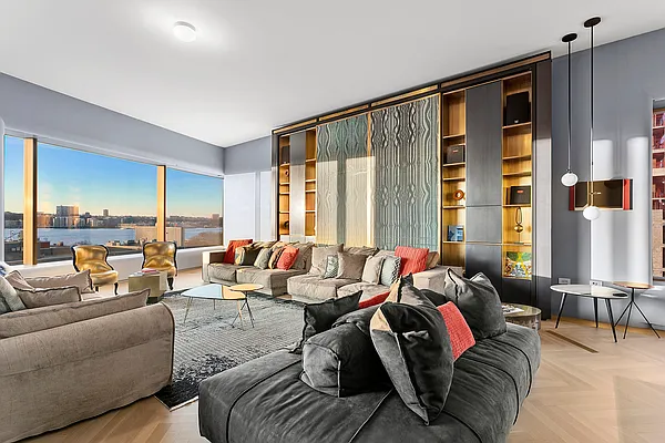 Rented by Domus Realty | media 3