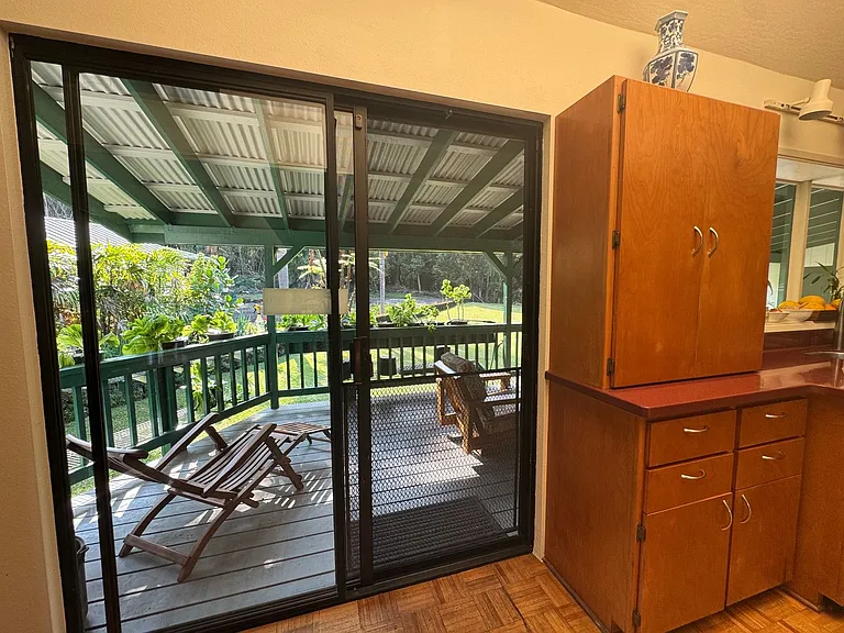 230 Kapualani St — Photo 7