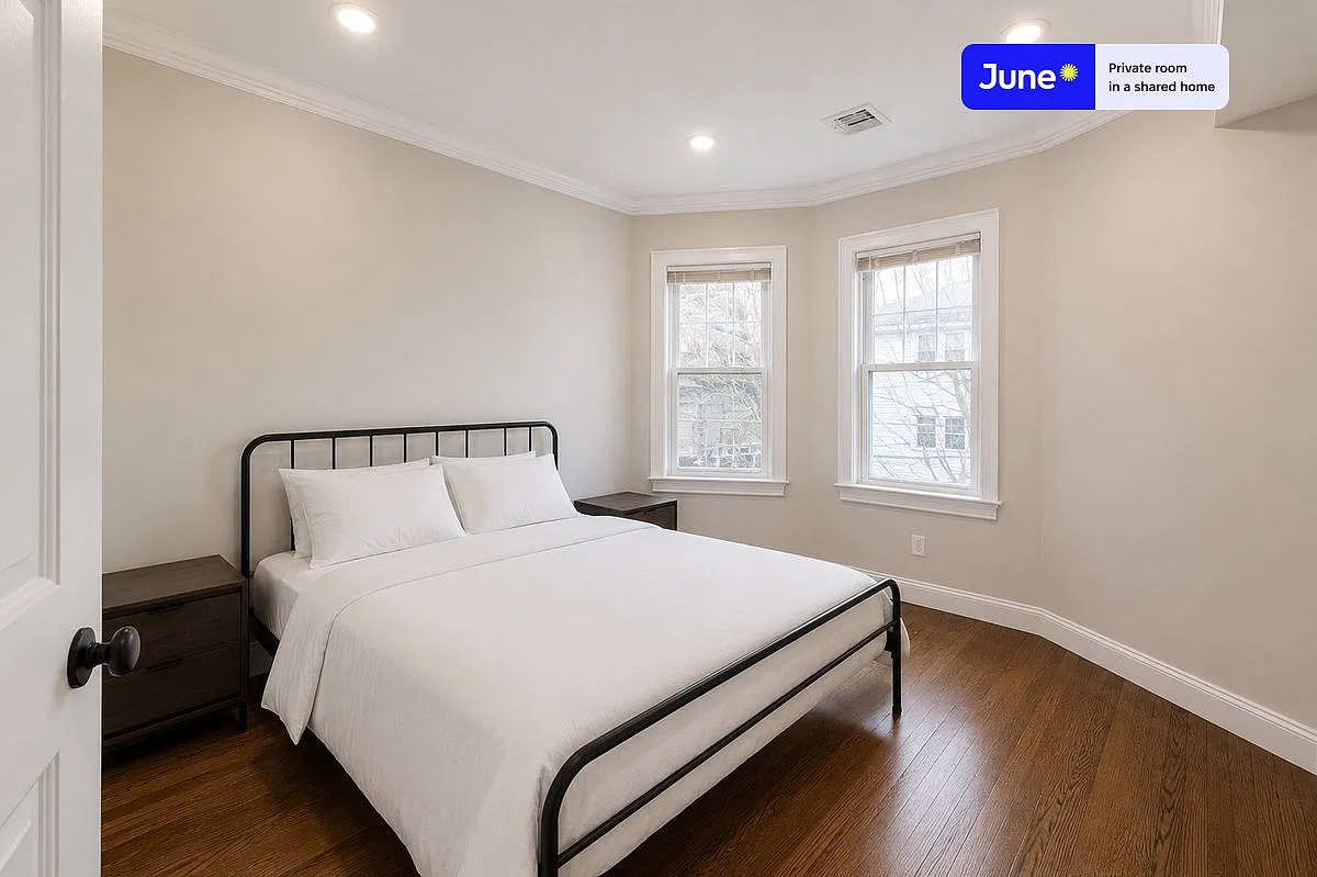 17 Kenneson Rd — Photo 1