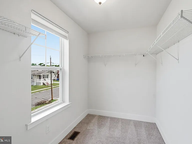 1306 Washington Ave — Photo 21