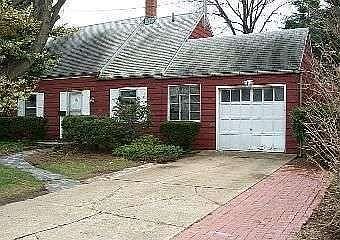 1st image of 578 Whittier St