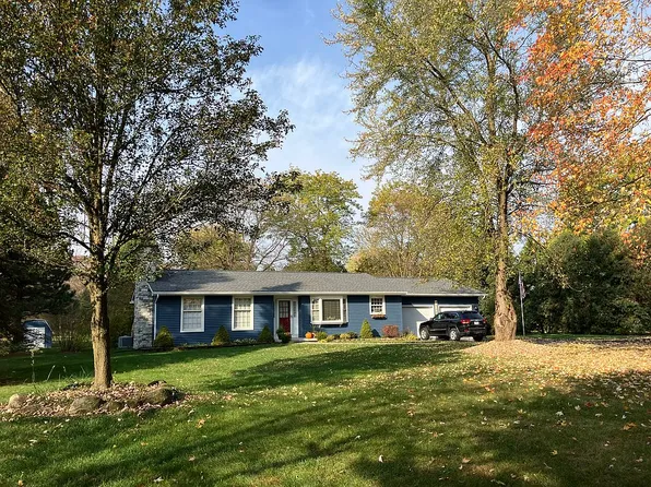 4328 Kensington Rd, Milford, MI 48380