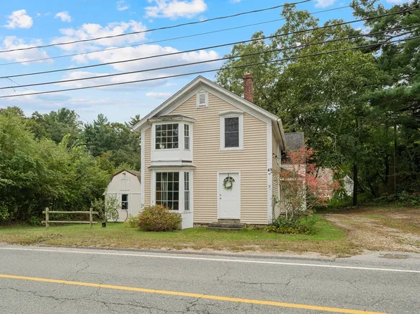 41 Lakeview St, Carver, MA 02330