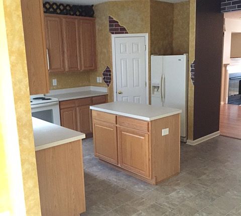 Kitchen island