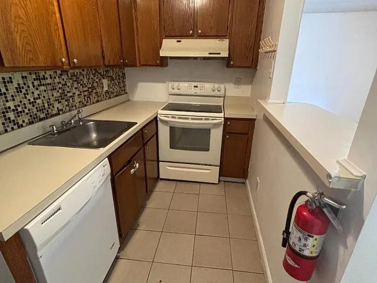 20-301 Delar Pkwy — Photo 13