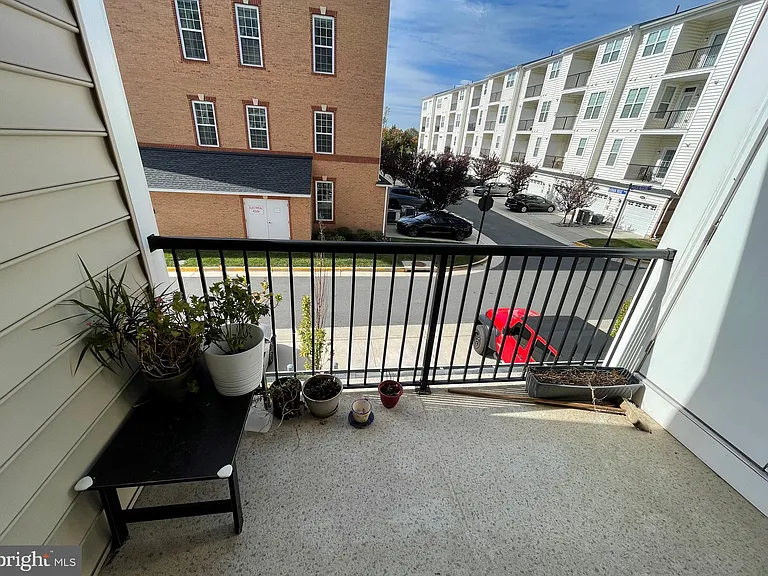 23479 Belvoir Woods Ter — Photo 19
