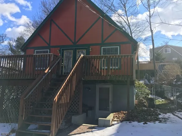 62 Birch Dr, Vernon, NJ 07462