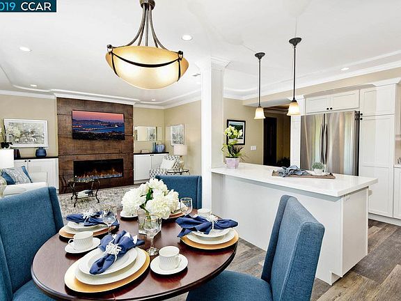 4th image of 2549 Pine Knoll Dr Unit 6