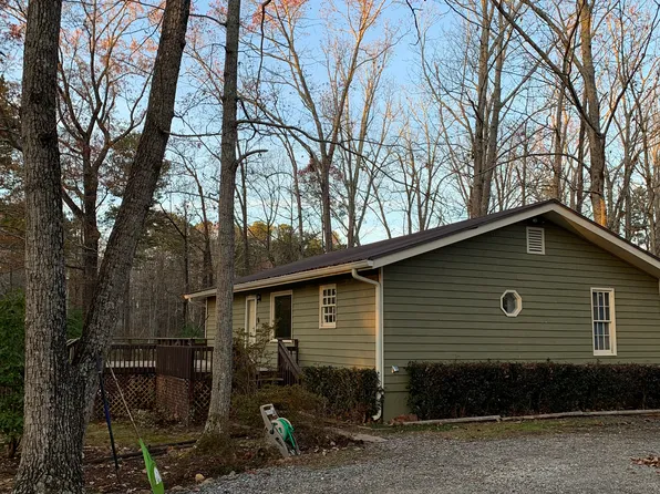 7535 Oak Ridge Dr, Gainesville, GA 30506