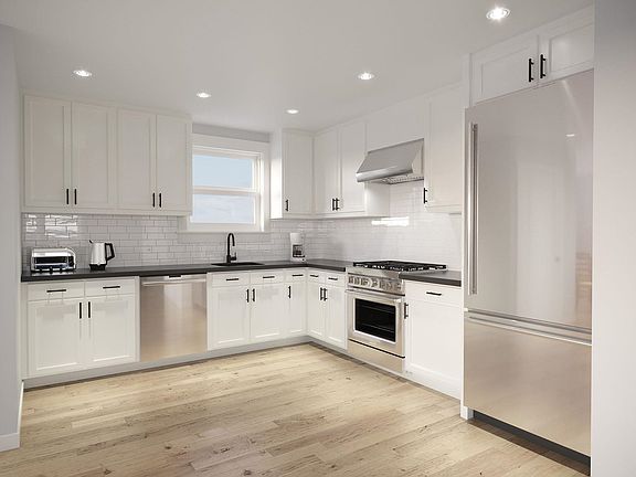 3rd image of 23 53rd St S #Sea