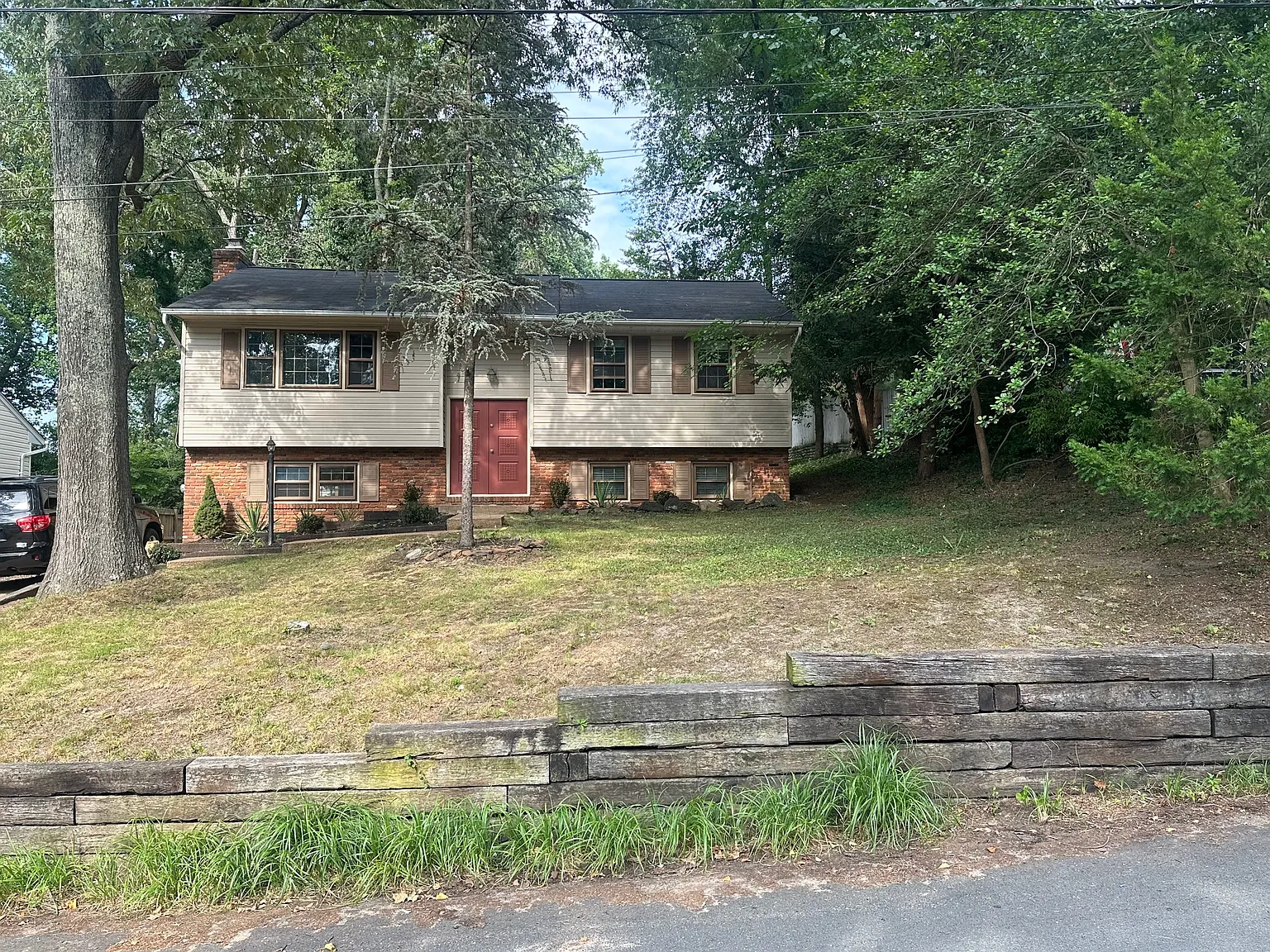 Summit Dr, Annapolis — Photo 1