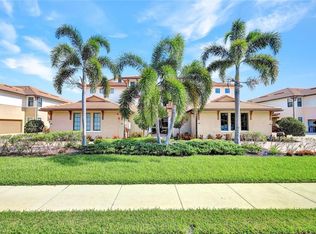 2133 Frangipani Cir UNIT 2-102, Naples, FL 34120