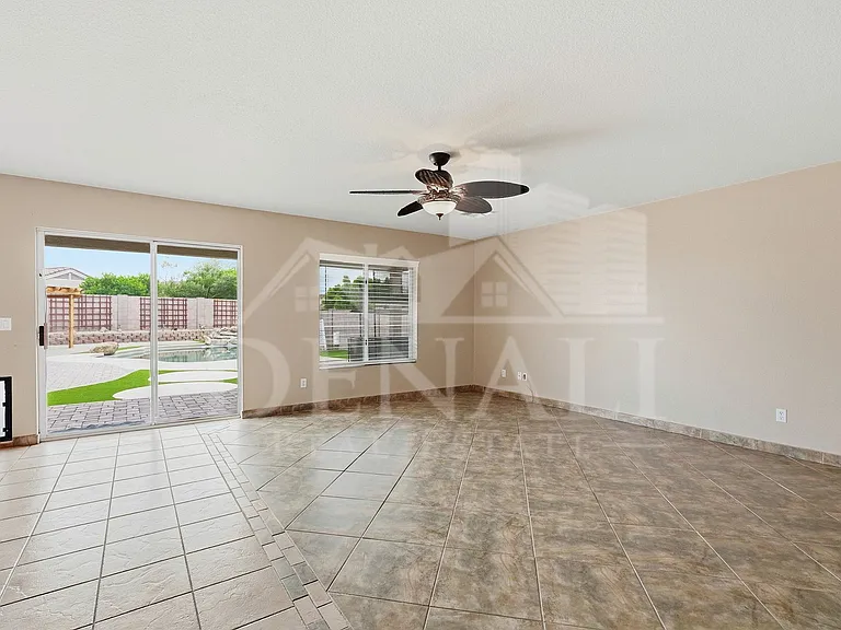 11319 W Madisen Ellise Dr — Photo 3