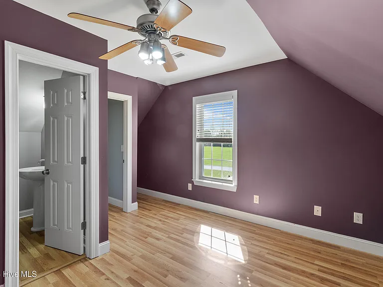 103 Arabian Cir — Photo 41