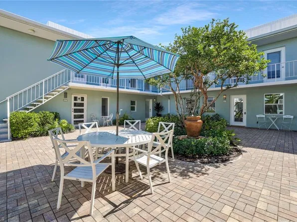 683 12th AVE S #683, NAPLES, FL 34102