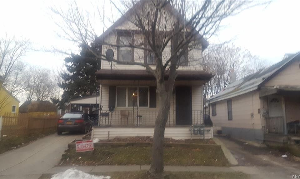 2nd image of 62 Hawley St