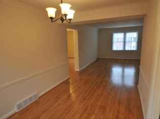 860 N McKnight Rd APT 2W, Saint Louis, MO 63132