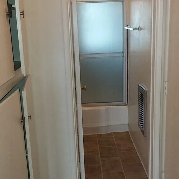 4809 San Vicente Blvd — Photo 6