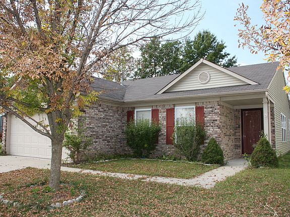 2nd image of 3250 Carica Dr