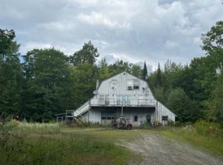 40 Coles Ct, Newburgh, ME 04444