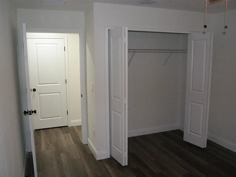 Third bedroom looking back at entrance