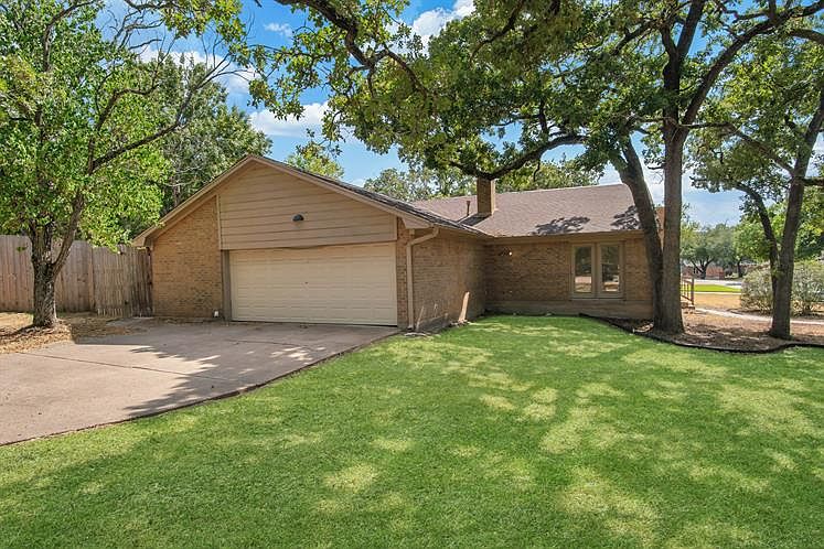 1st image of 1410 Angelina Cir