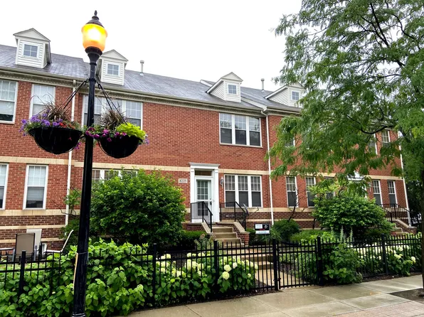 8225 Lincoln Ave, Skokie, IL 60077