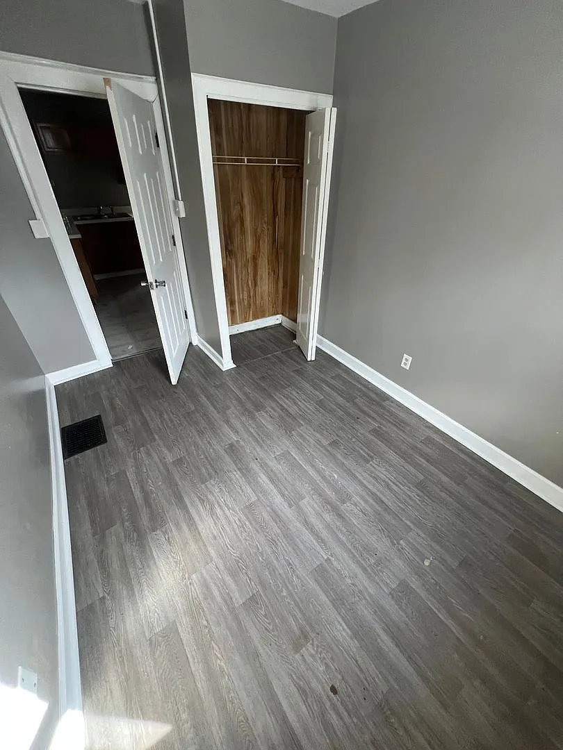 820 S Pasfield — Photo 3