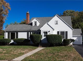 122 Nantucket Rd, Rochester, NY 14626