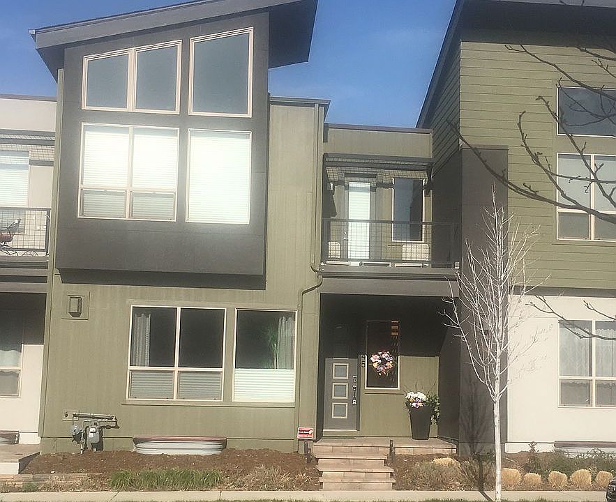 1st image of 4945 N Tamarac St
