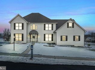 3550 Wyngate Rd, Dover, PA 17315